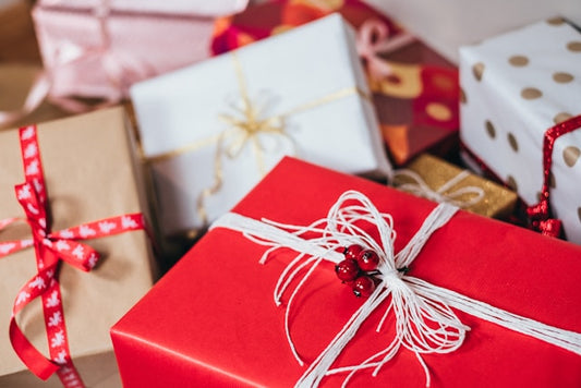 The Chemistry of Gifting: Meaningful Gifts Inspired by Molecules